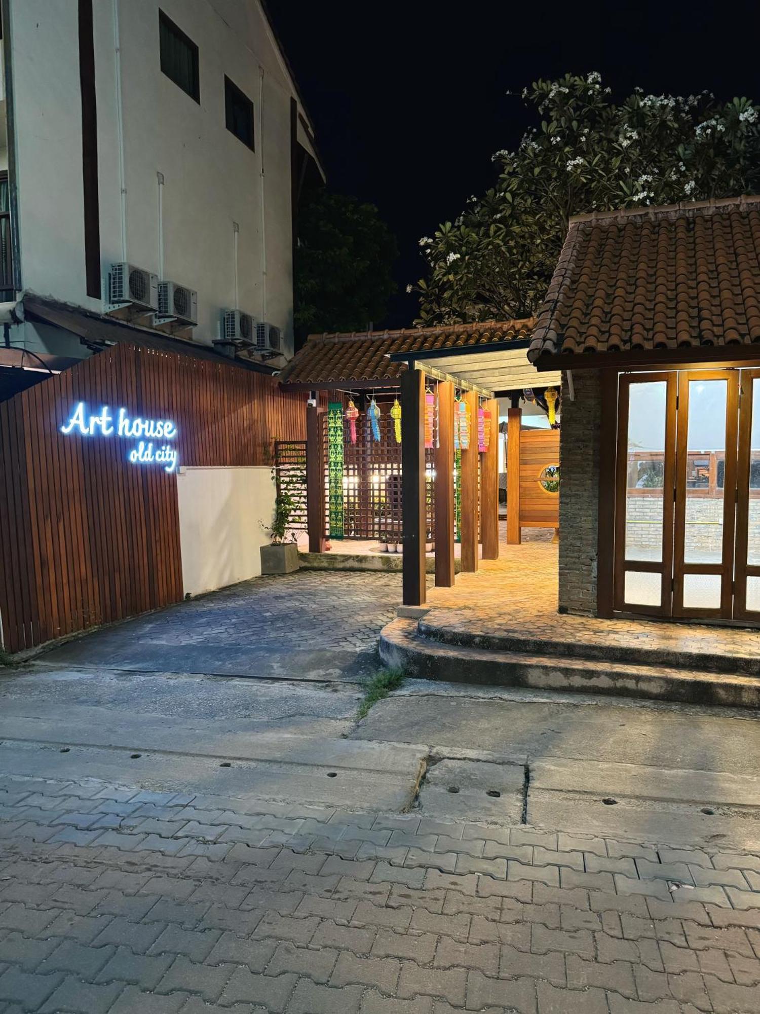 Art House Old City Chiang Mai Dış mekan fotoğraf